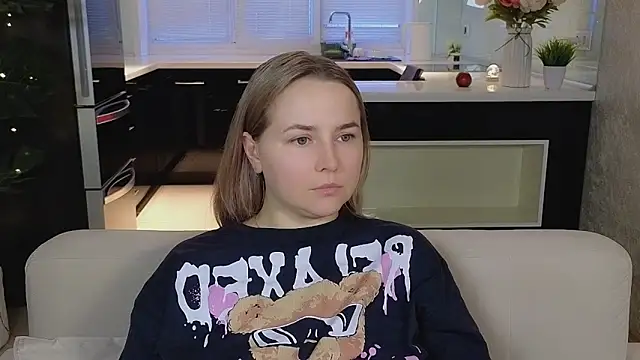 Chatroom XXX en direct de Mira_Mermayd