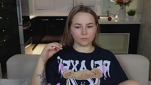 Mira_Mermayd Live XXX-Chat