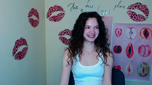 _SusieSu_'s Live XXX Chat