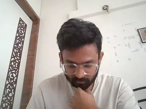 aryaka1303 在線直播表演