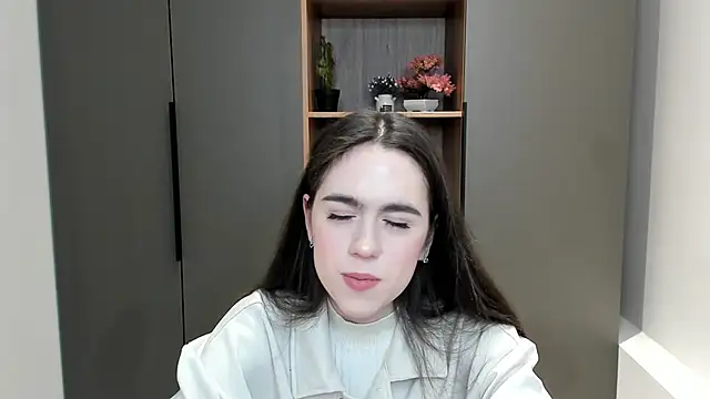 Chatroom XXX en direct de NeliaDotstry