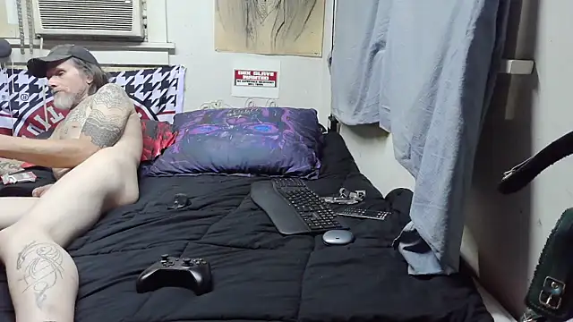 Spotless_Load Chat XXX in diretta