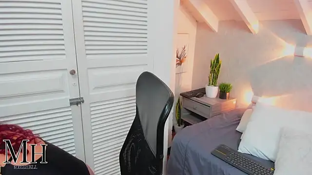 MizzHell Live XXX-chat