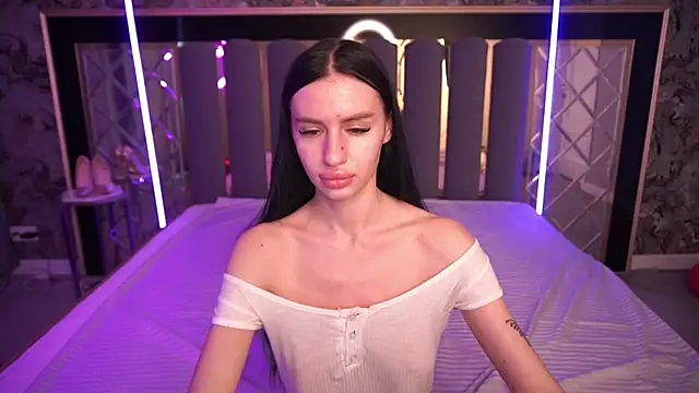 Snow_WhiteeeX 即時 XXX 聊天