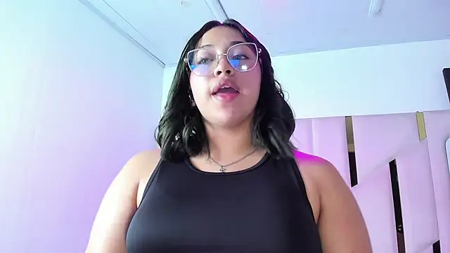 IsabellRodriguez18 Chat XXX live