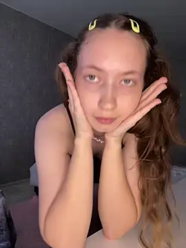 Holy_Poly: онлайн-секс-чат