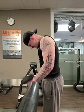 Channingboy Chat XXX in diretta