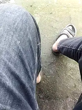 K-27 élő XXX-chatje