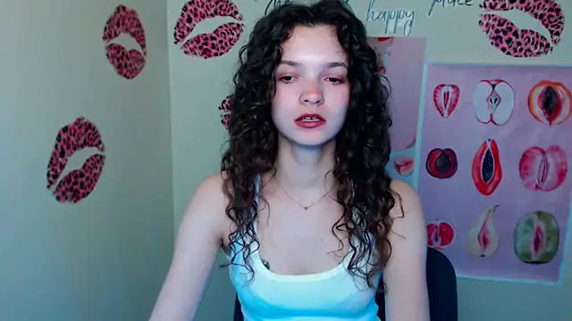 _SusieSu_ Live XXX-Chat