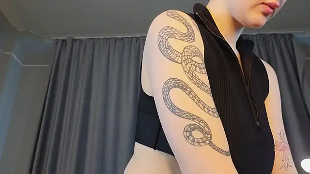 Chat +18 de Anna_Carters ao vivo