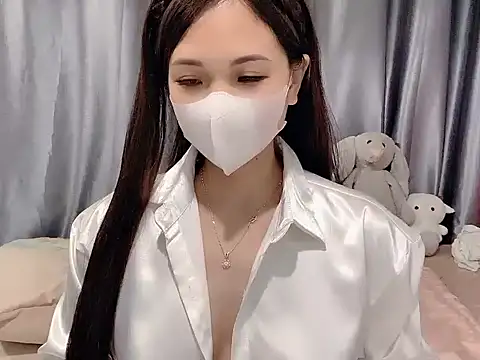 Lucy681 Pertunjukan Webcam