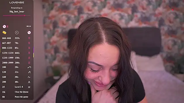 แชท XXX สดของ KristiiMax