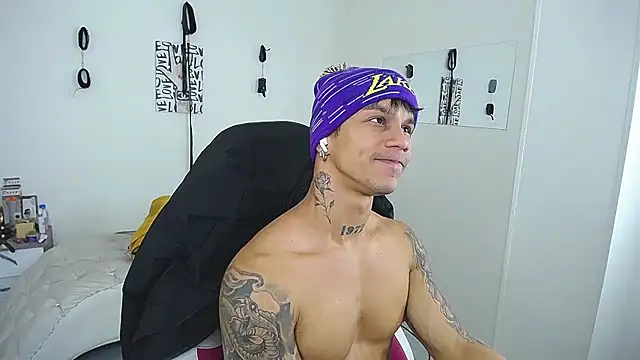 Leonard_Price 在線直播表演