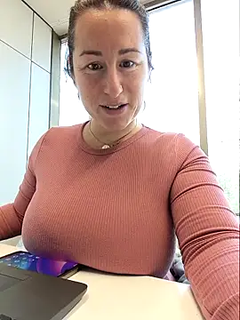 bichota85 Show in webcam