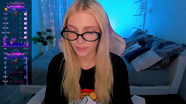 Chat +18 de AnyaTaylor_ ao vivo