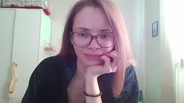 SEA_Dream লাইভ XXX চ্যাট