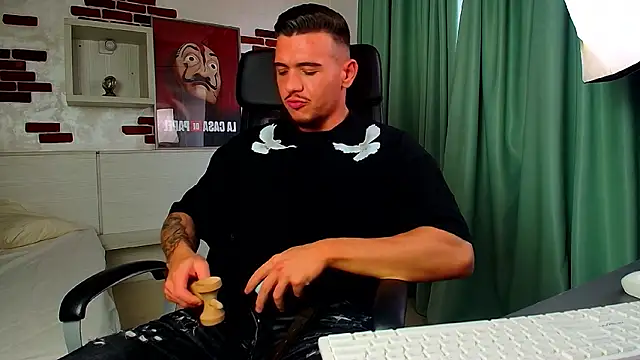 ElijahThorne 在線直播表演