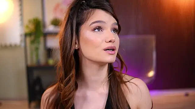 Онлайн чат XXX Lena_Laurent