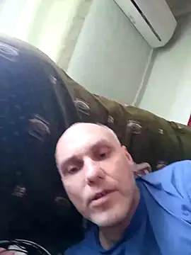 Онлайн чат XXX Sam_Colt