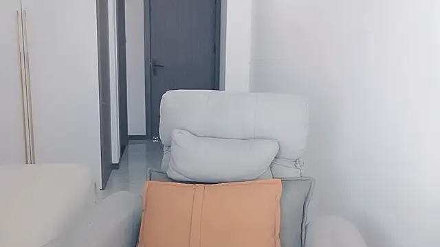 Lisa-3333 live XXX chat