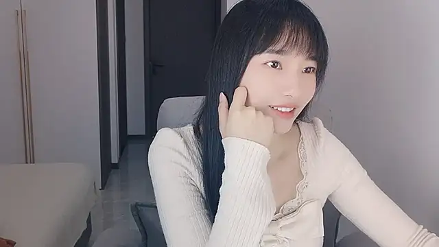 Lisa-3333's Live XXX Chat