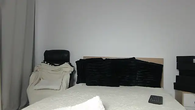 Layla23a Chat XXX live