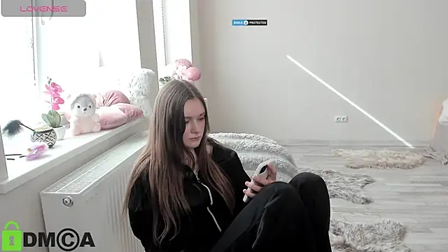 Elina_X Adlı Modelin Canlı XXX Sohbeti