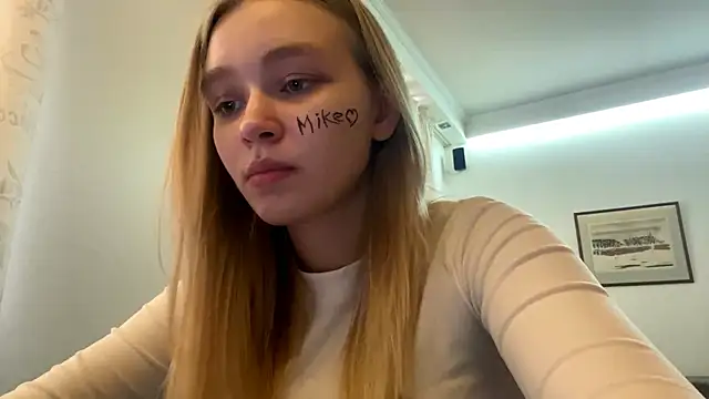 Leifuture Chat XXX live