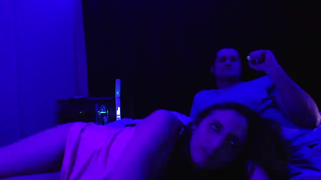 DaddysWetMouth 现场XXX聊天