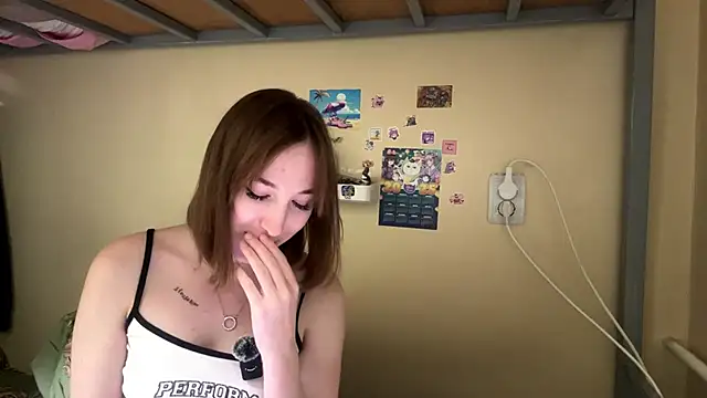 AquilineOrites 现场XXX聊天