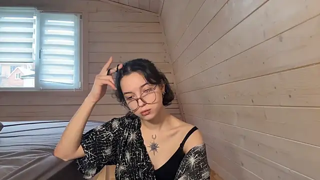 KateMiragee Webcam-Show