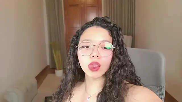 SelenaBlumX Live XXX-chat