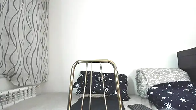 دردشة CristalDivine الجنسية المباشرة