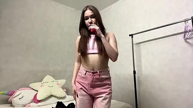 JaIiorianary Chat XXX in diretta