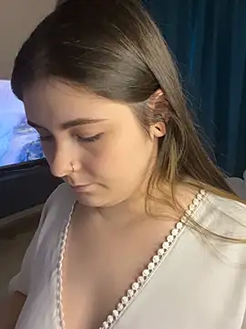 Lovely_Waifu Adlı Modelin Canlı XXX Sohbeti