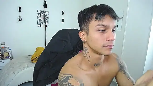 แชท XXX สดของ Leonard_Price