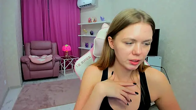 XXX chat uživo modela Strawberrye
