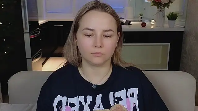 Chat XXX en directo de Mira_Mermayd