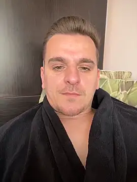 Huge_cock22cm Webcam show