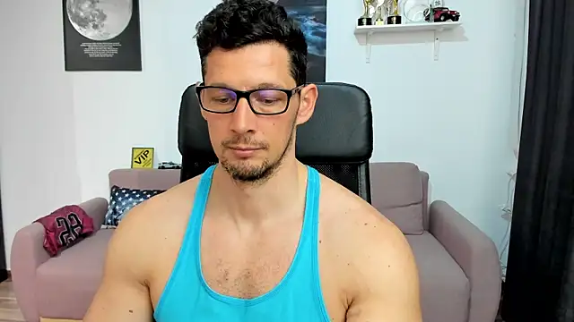 BrutusK08 라이브 XXX 채팅