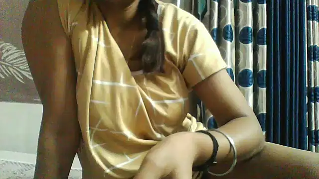 shalini_fireのライブXXXチャット