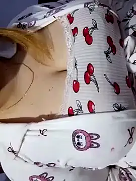 Hnonasix89 Live XXX-chat