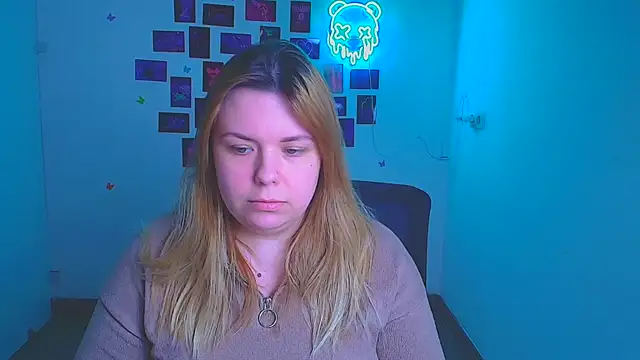 Chatroom XXX en direct de SusannaNight