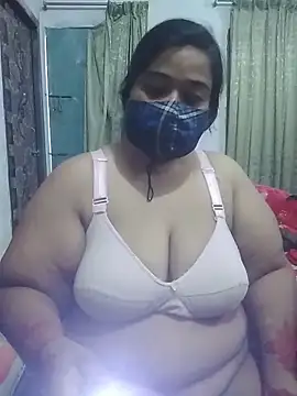 Živý XXX chat momo_loves