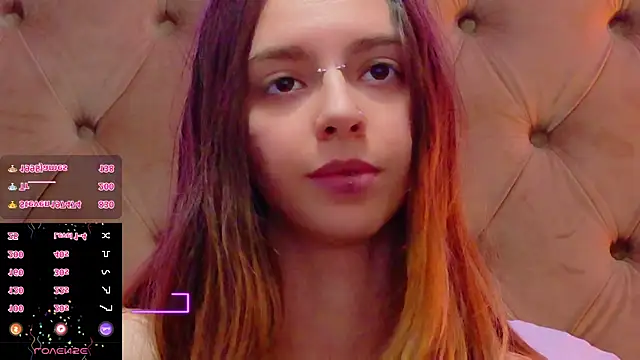 Chat +18 de CoraVex ao vivo