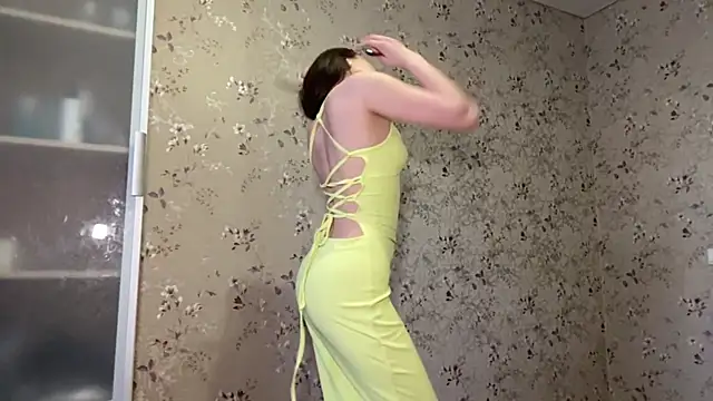 Dinadream Show in webcam