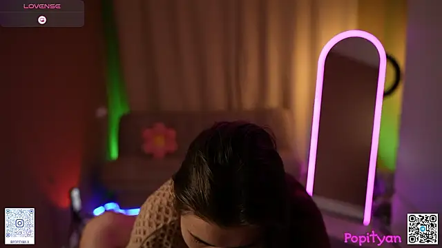 popityan1 লাইভ XXX চ্যাট