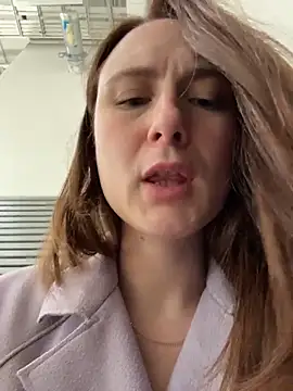 Dina_Tease élő XXX-chatje