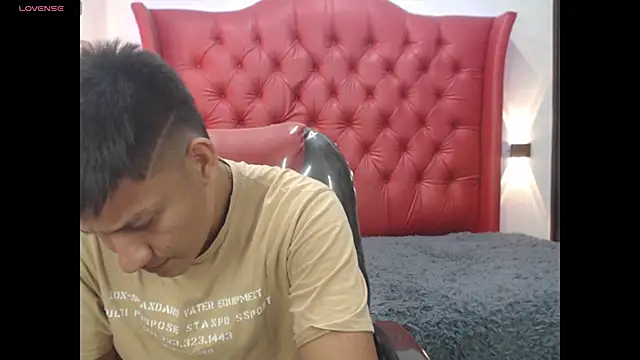 DominantBoy4 Webcamshow