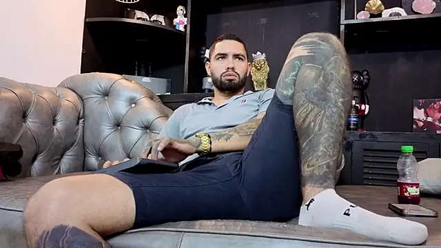 matteosantos' Live XXX Chat